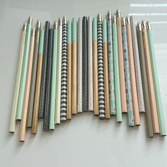 28 Pencils - Picture 2 of 9